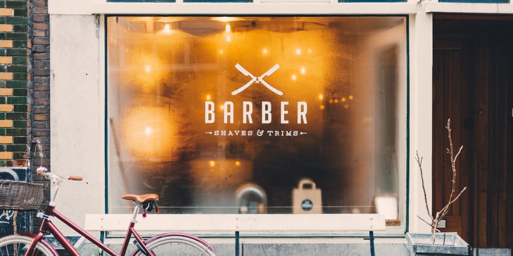 Kam za dokonalým zevnějškem, aneb Barber shop versus běžné holičství